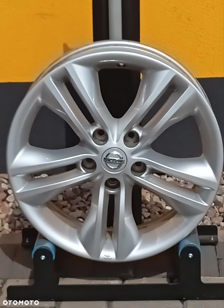 FELGA ALUMINIOWA 6,5Jx17H2 5x114,3 ET40 OE NISSAN - 4