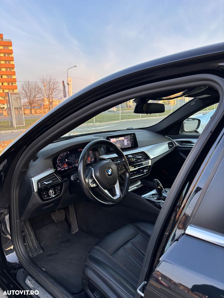 BMW Seria 5 520d Aut. - 14