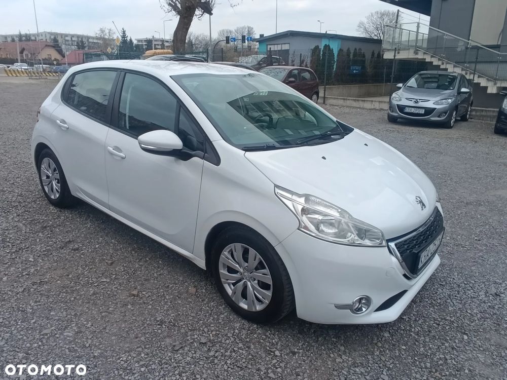 Peugeot 208 1.6 e-HDi Allure STT - 1