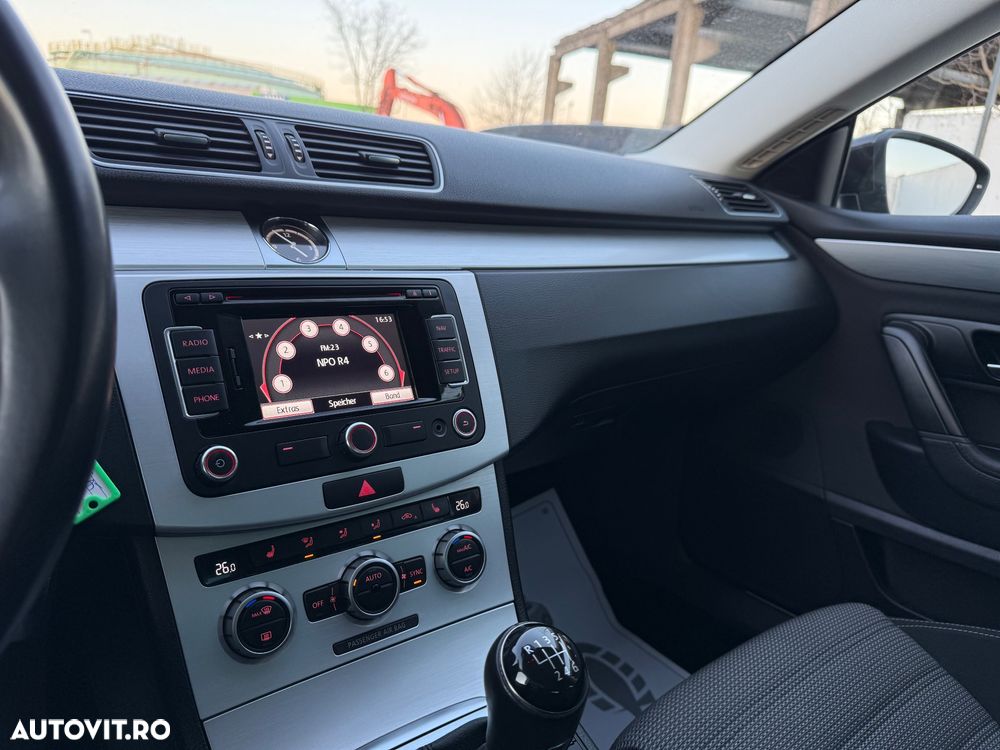 Volkswagen Passat CC 2.0 TDI BlueMotion Technology Exclusive - 20