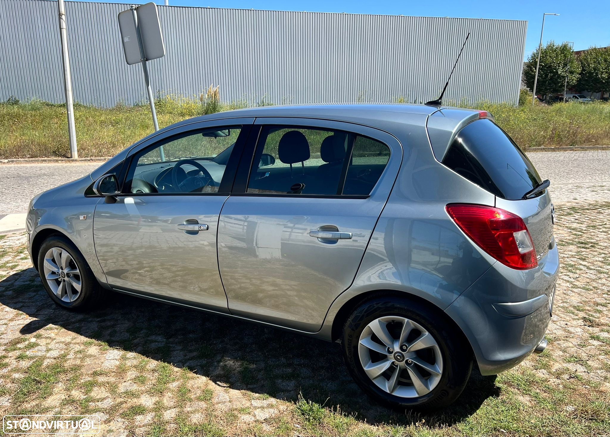 Opel Corsa 1.2 Go! FlexFuel - 13