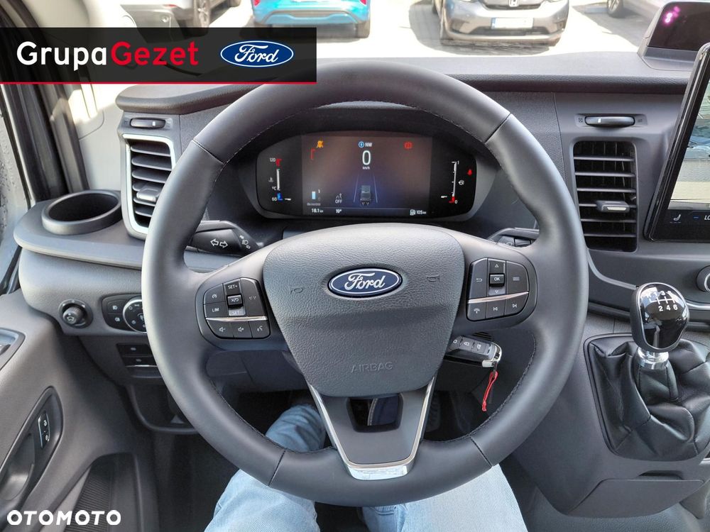 Ford Transit - 13