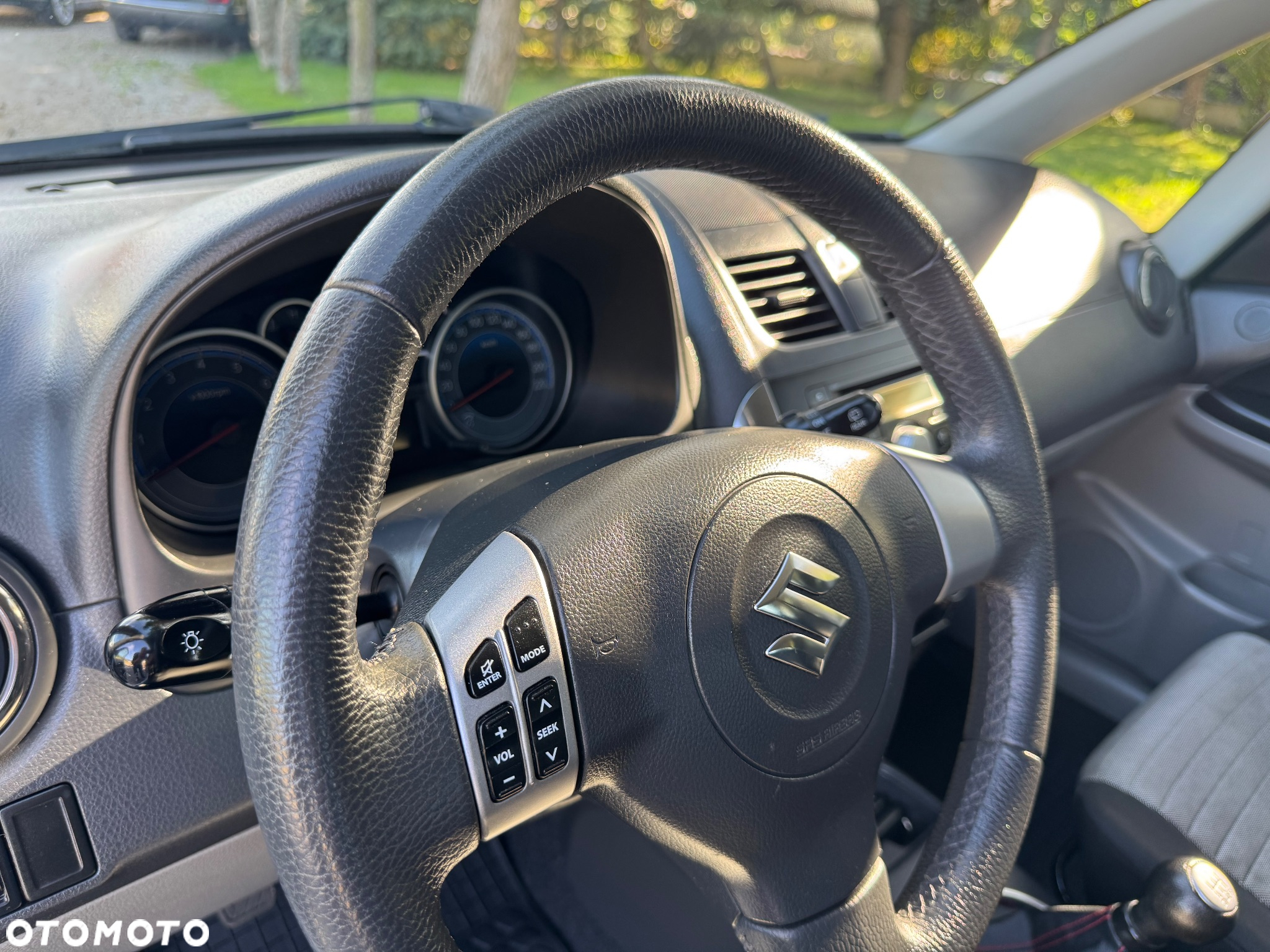 Suzuki SX4 1.6 Premium 4WD - 25