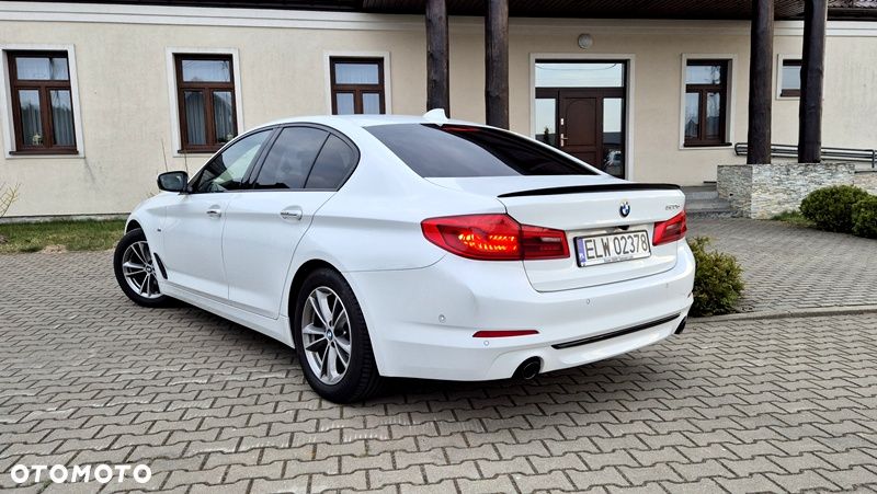 BMW Seria 5 520d Efficient Dynamics Sport Line sport - 31