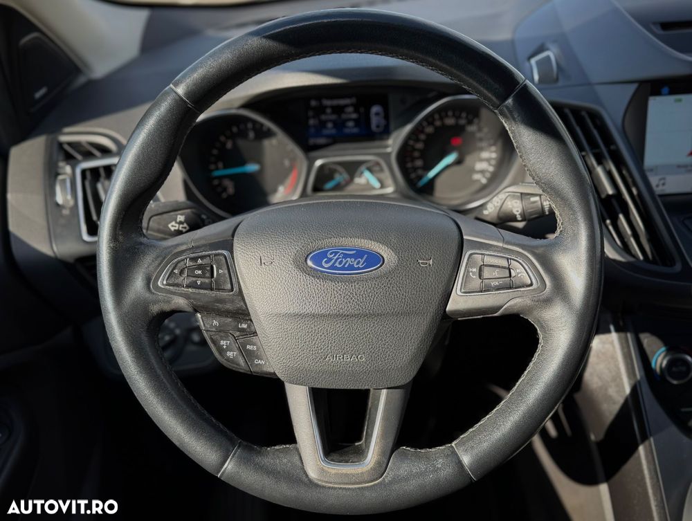 Ford Kuga 2.0 TDCi 2x4 SYNC - 8