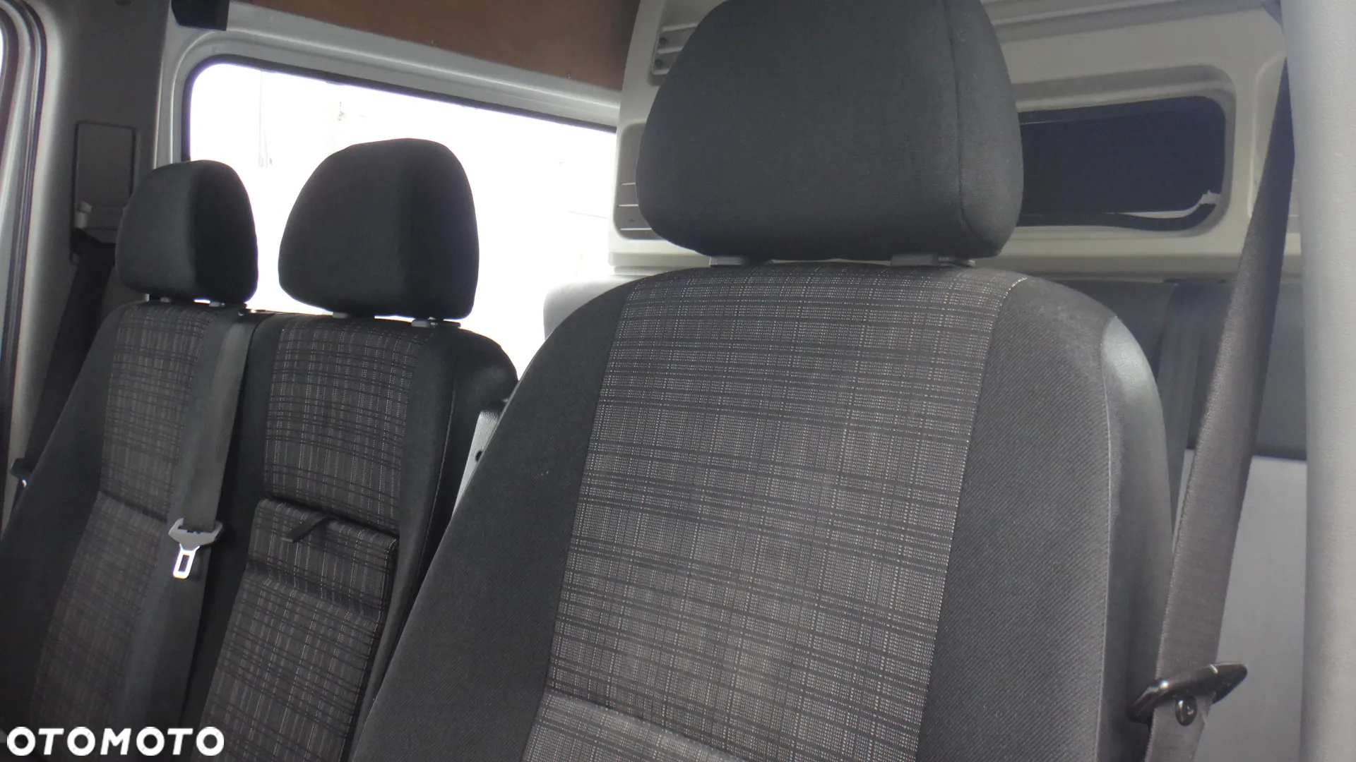 Mercedes-Benz SPRINTER - 11