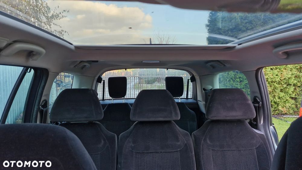 Citroën C4 Picasso 2.0 16V Exclusive - 28