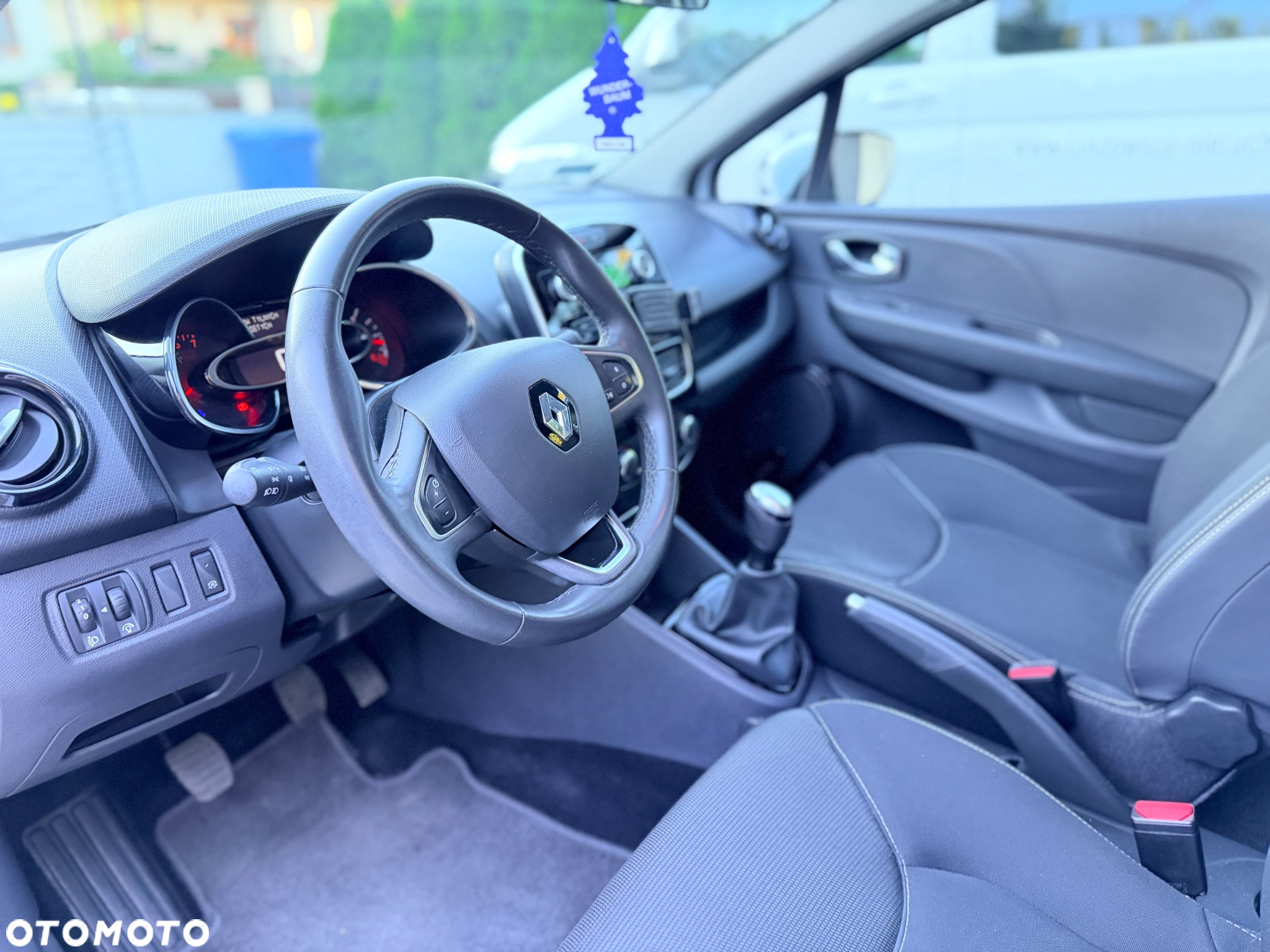 Renault Clio 0.9 TCe Alize - 16