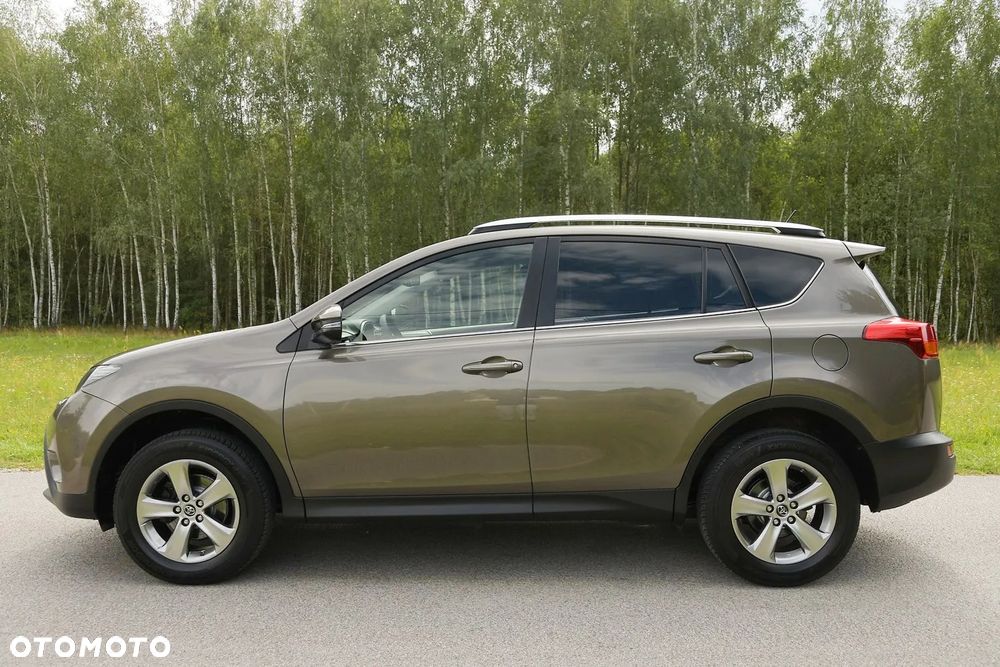 Toyota RAV4 2.0 4x4 Start&Stop CVT Executive - 4