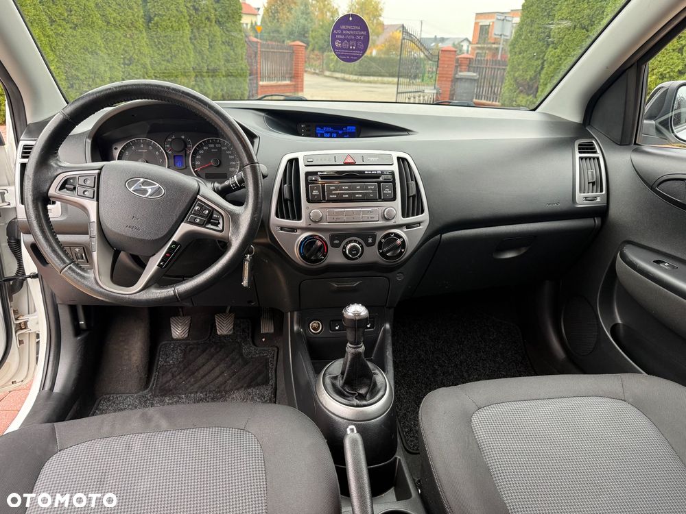 Hyundai i20 1.2 Trend - 23