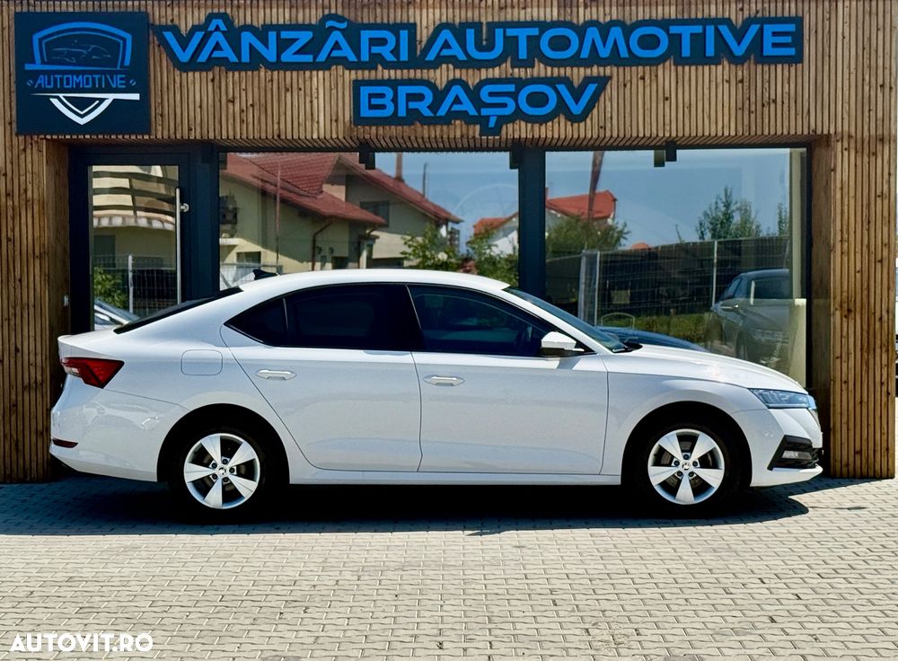 Skoda Octavia Combi 2.0 TDI Ambition - 21