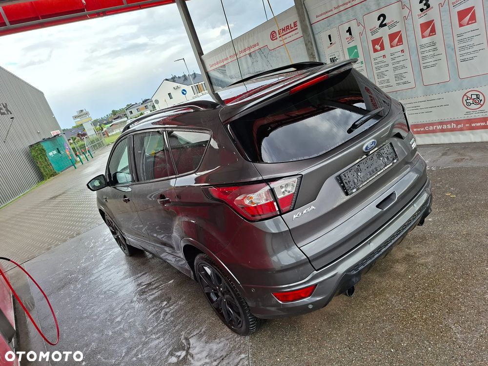Ford Kuga - 18