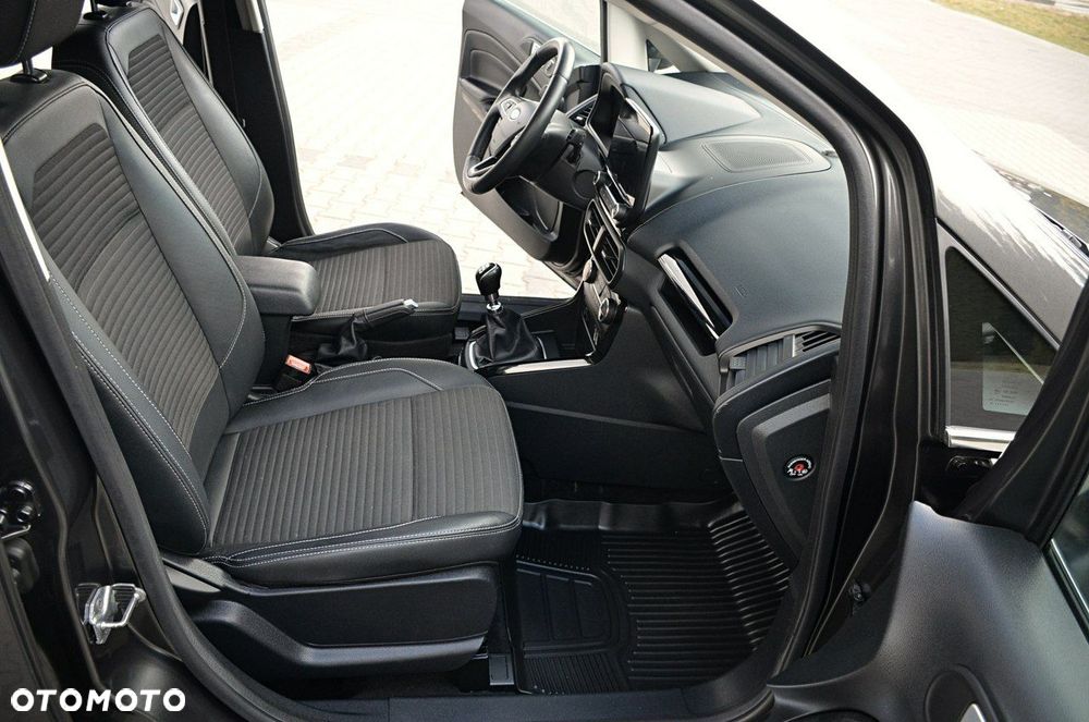 Ford EcoSport - 18