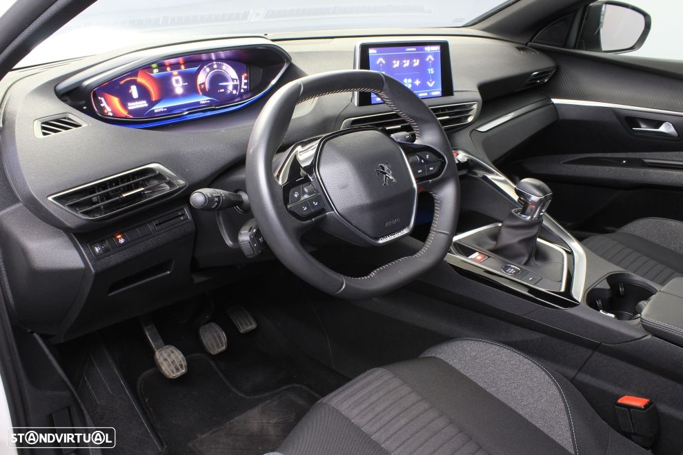 Peugeot 5008 1.2 PureTech Active Pack - 22
