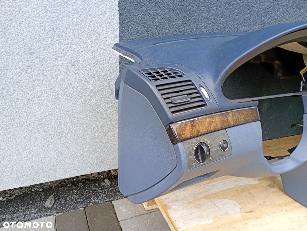 konsola deska rozdzielcza schowek pasażera dekor panel nawiewu mercedes w211 e-klassa - 8