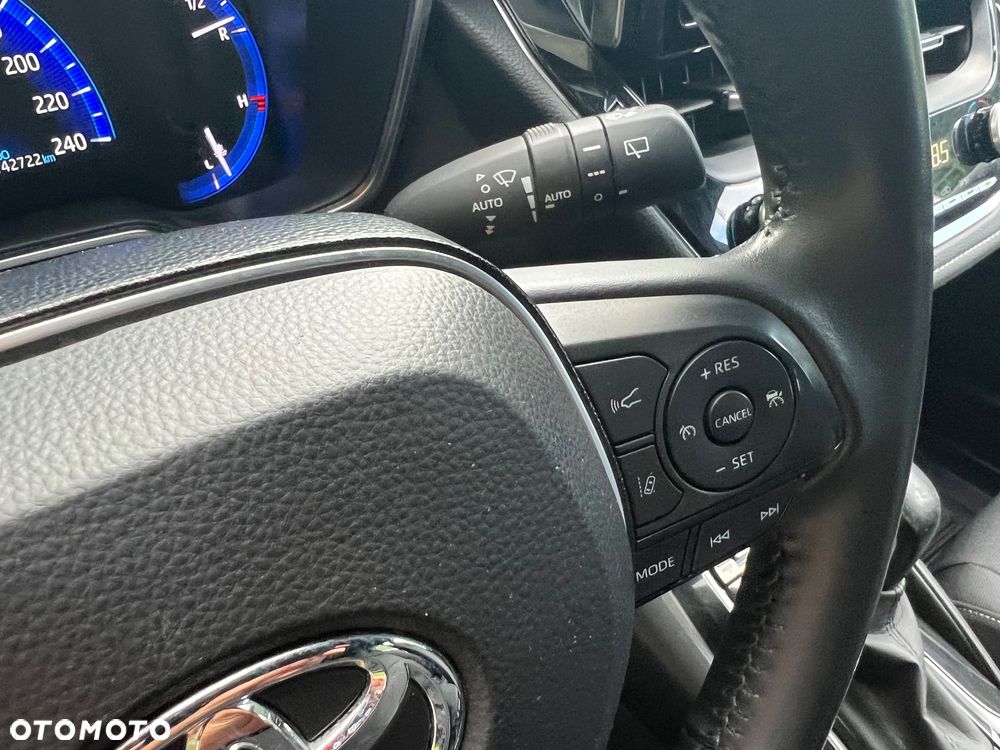 Toyota Corolla 1.8 Hybrid GPF Comfort - 18