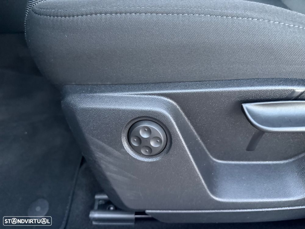 Audi Q2 30 TDI S tronic design - 16