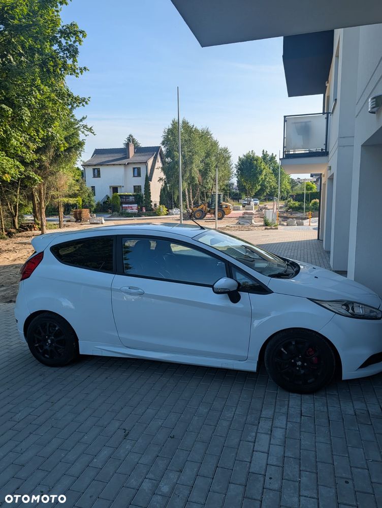 Ford Fiesta ST - 1