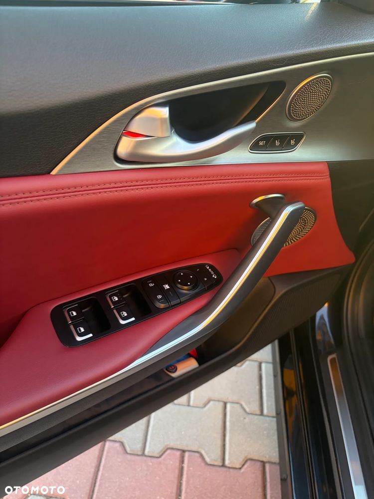 Kia Stinger 2.0 T-GDI GT Line - 18