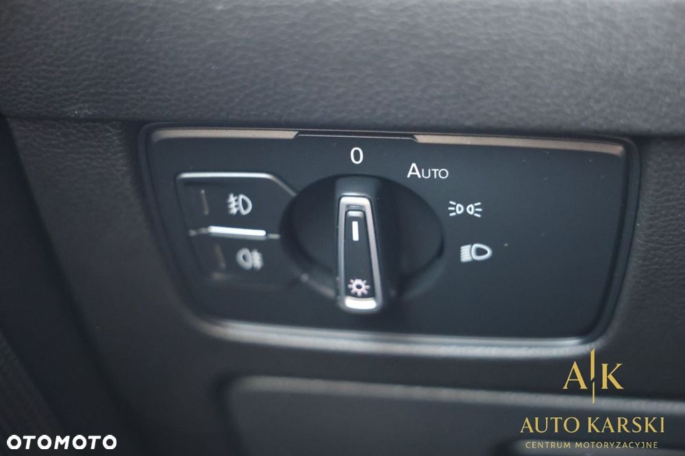 Volkswagen Passat Variant - 18