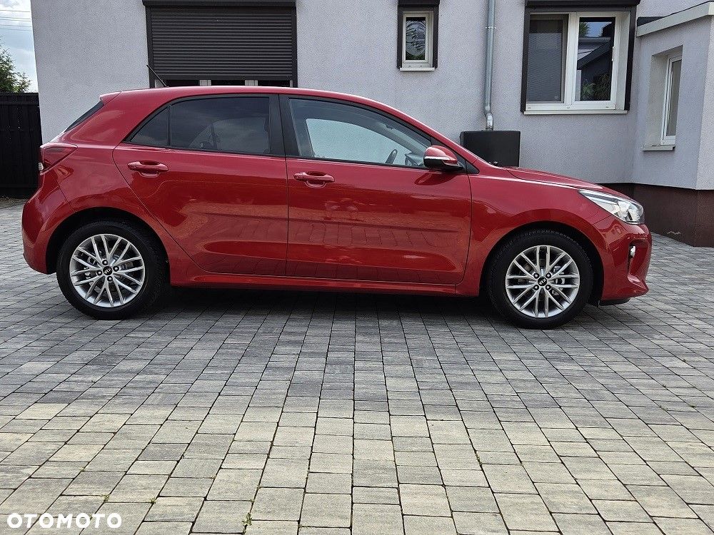 Kia Rio 1.2 Dream Team Edition - 2