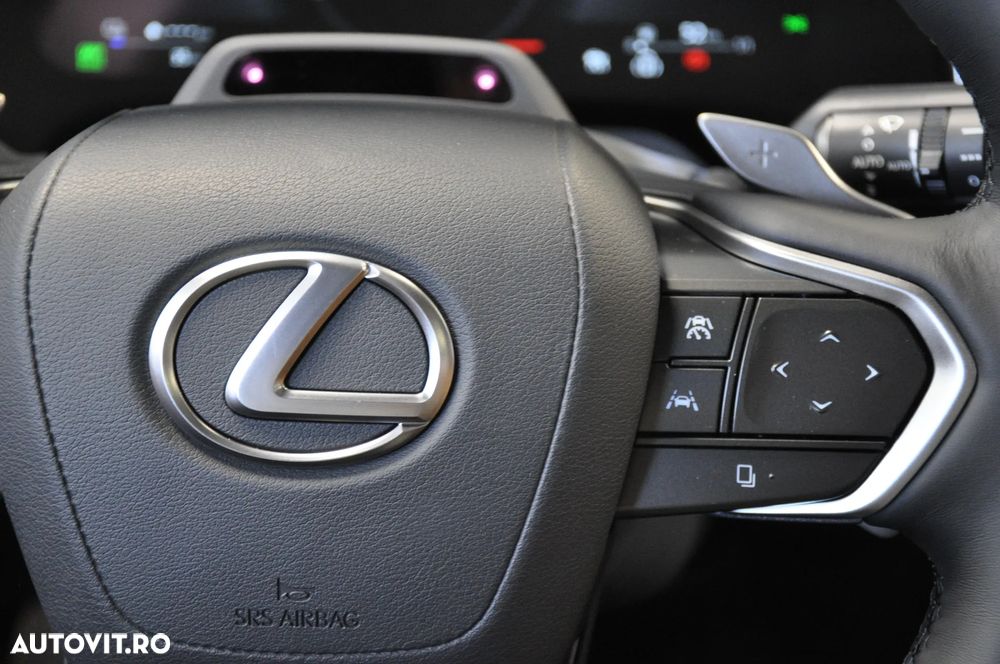 Lexus Seria RX - 9
