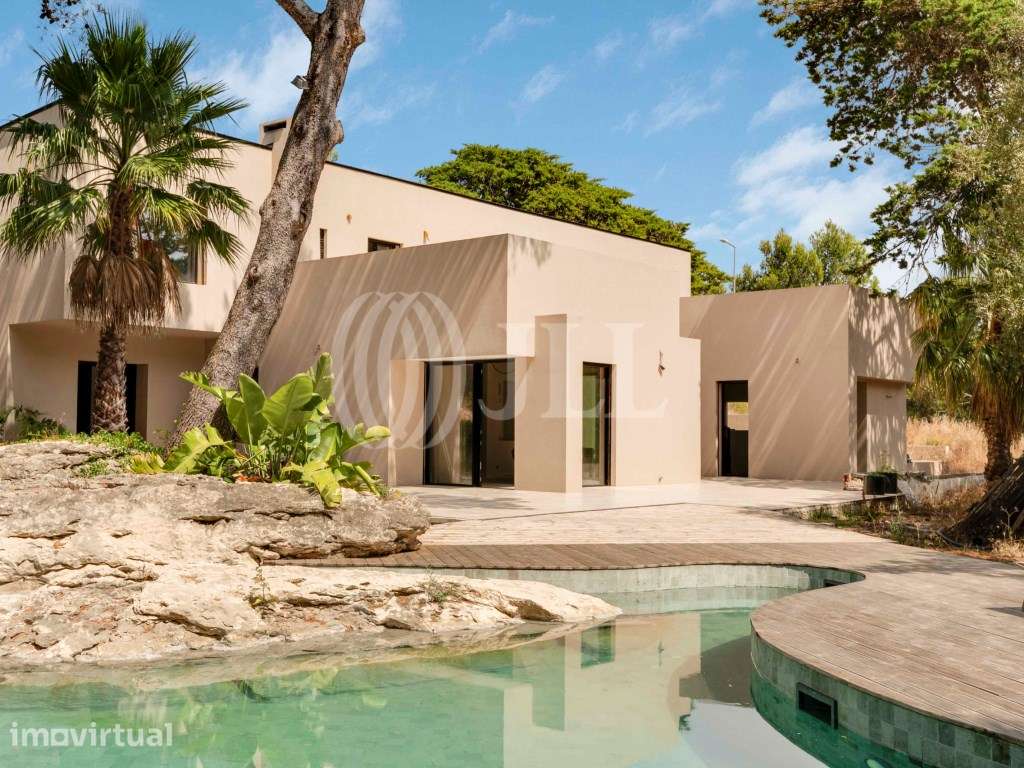 Moradia T5+2 com jardim e piscina em Cascais - Grande imagem: 3/34