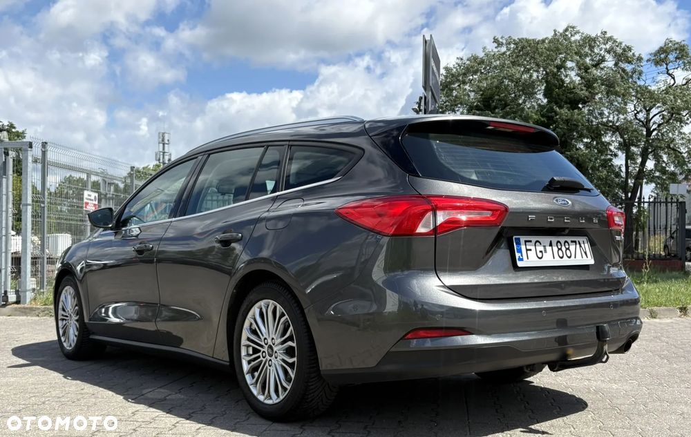 Ford Focus 1.0 EcoBoost mHEV ST-Line X - 6