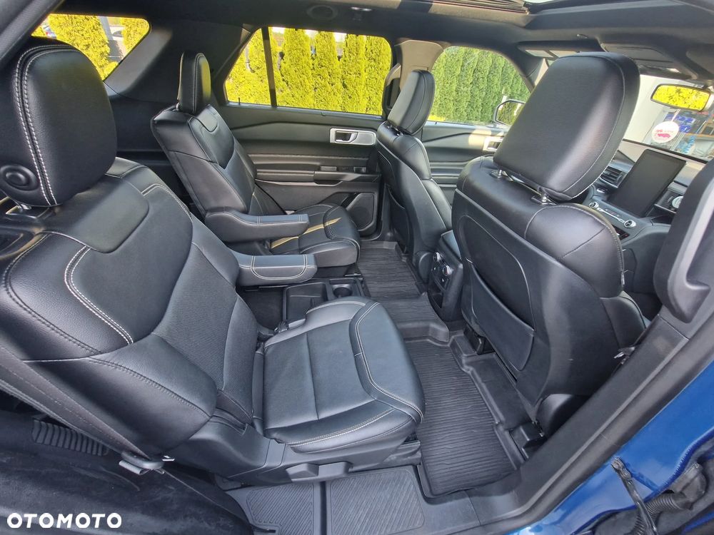 Ford Explorer EcoBoost Plug-in Hybrid ST-LINE - 15