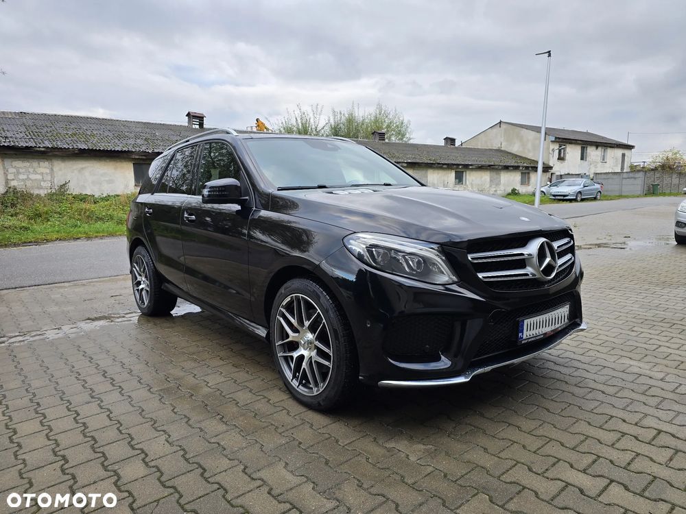 Mercedes-Benz GLE 350 d 4-Matic - 11