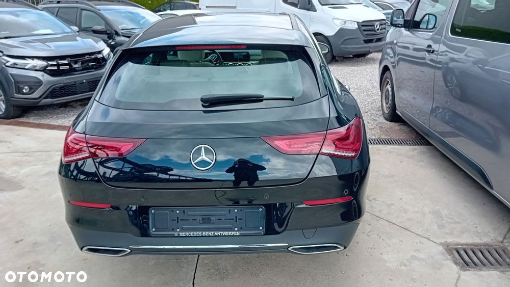 Mercedes-Benz CLA 200 d 4Matic 8G-DCT - 15