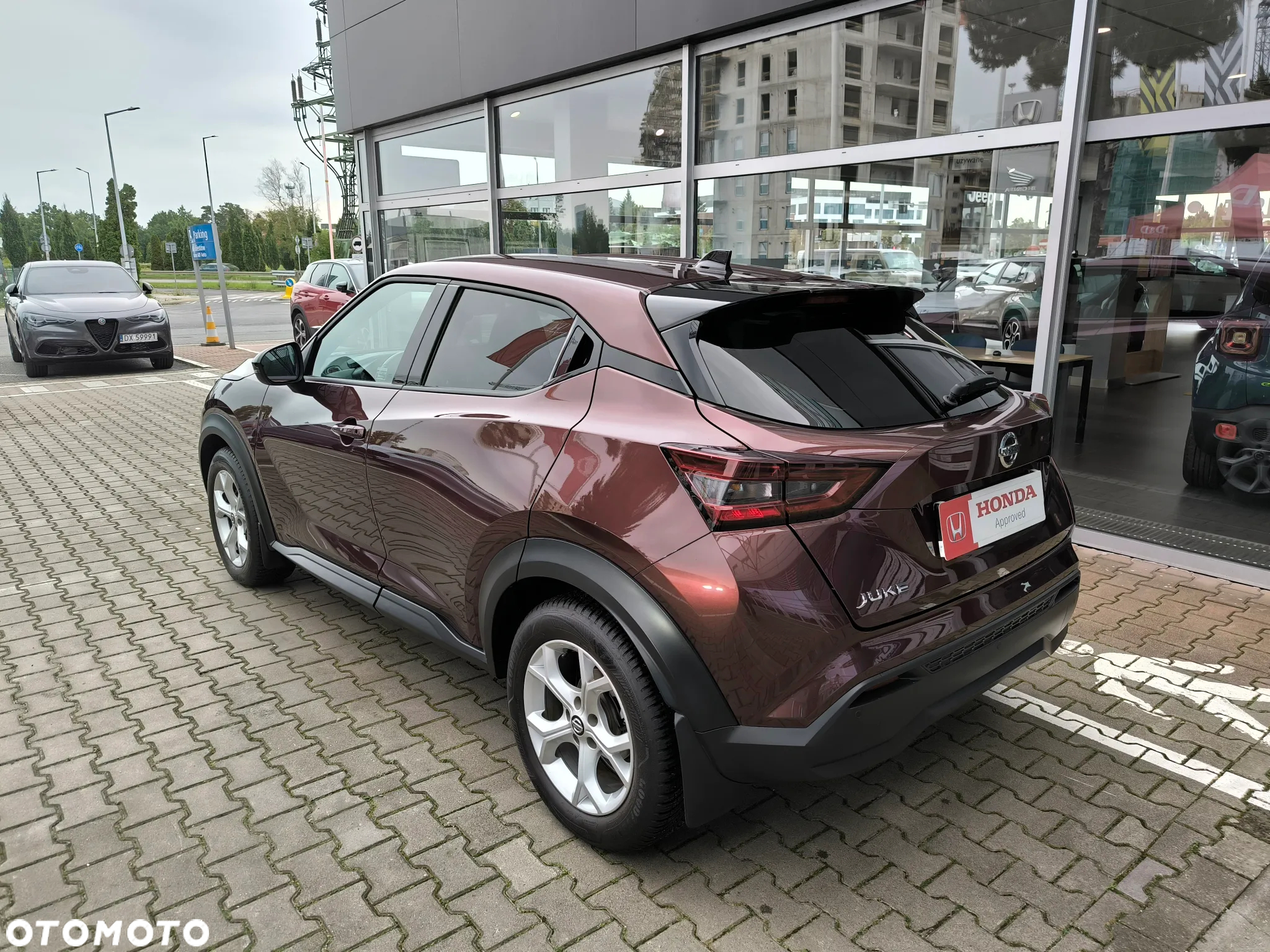 Nissan Juke 1.0 DIG-T N-Connecta - 4
