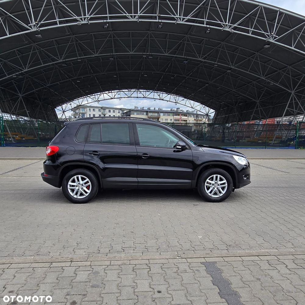 Volkswagen Tiguan - 9