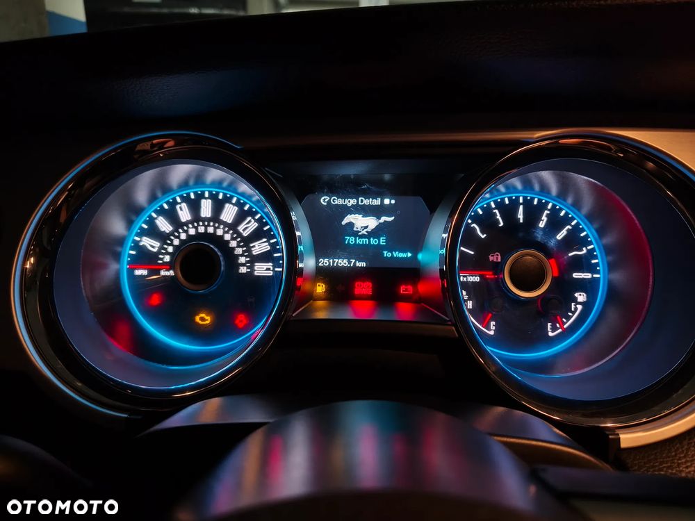 Ford Mustang 3.7 V6 Premium - 20