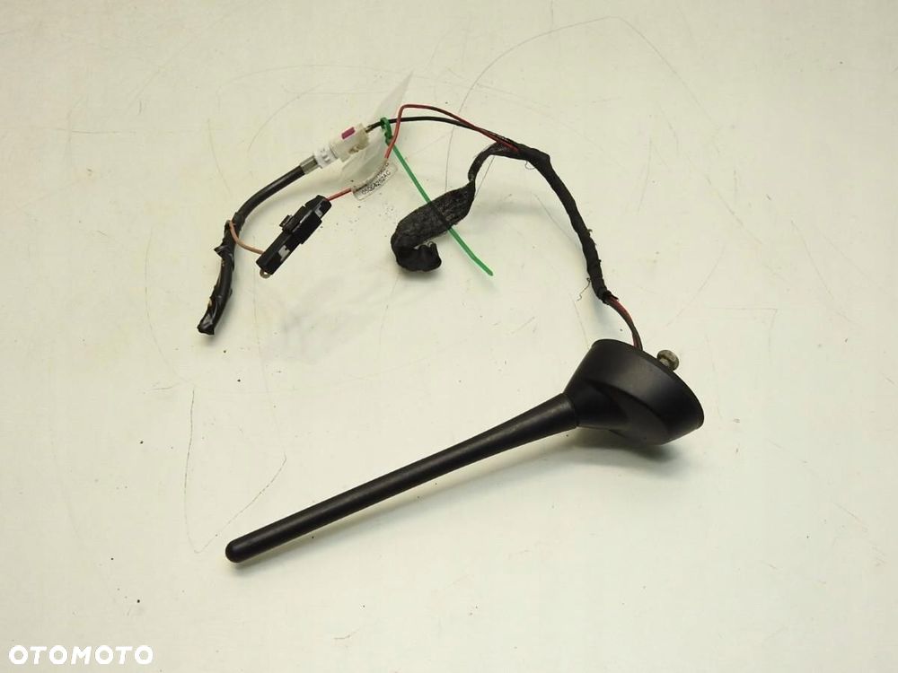ANTENA DACHOWA CHRYSLER 300C KOMBI - 6