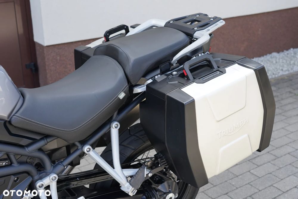 Triumph Tiger - 23