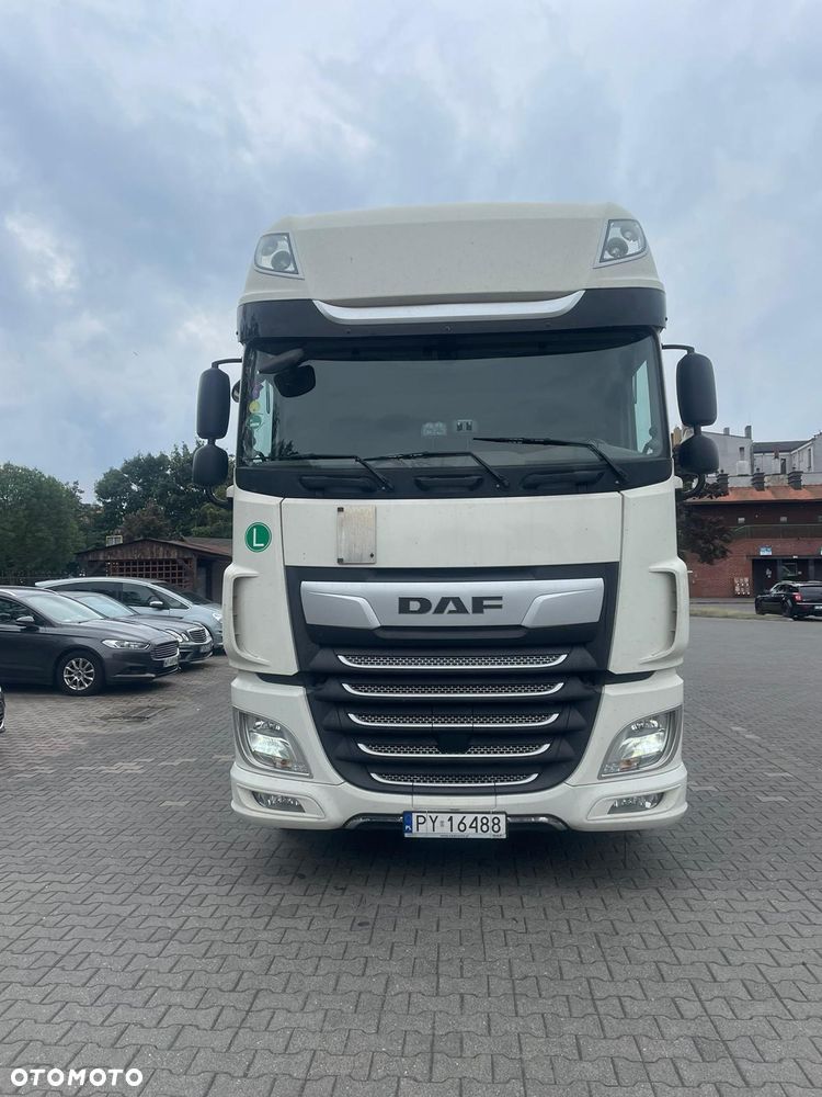 DAF XF 106 LIFT - 2