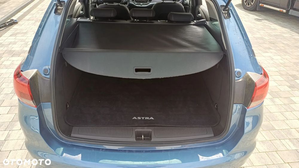 Opel Astra 1.4 Turbo Business - 9