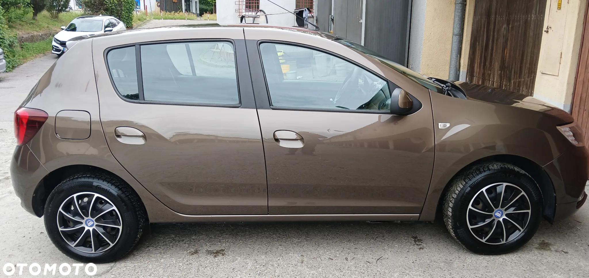 Dacia Sandero 1.2 16V Laureate - 4