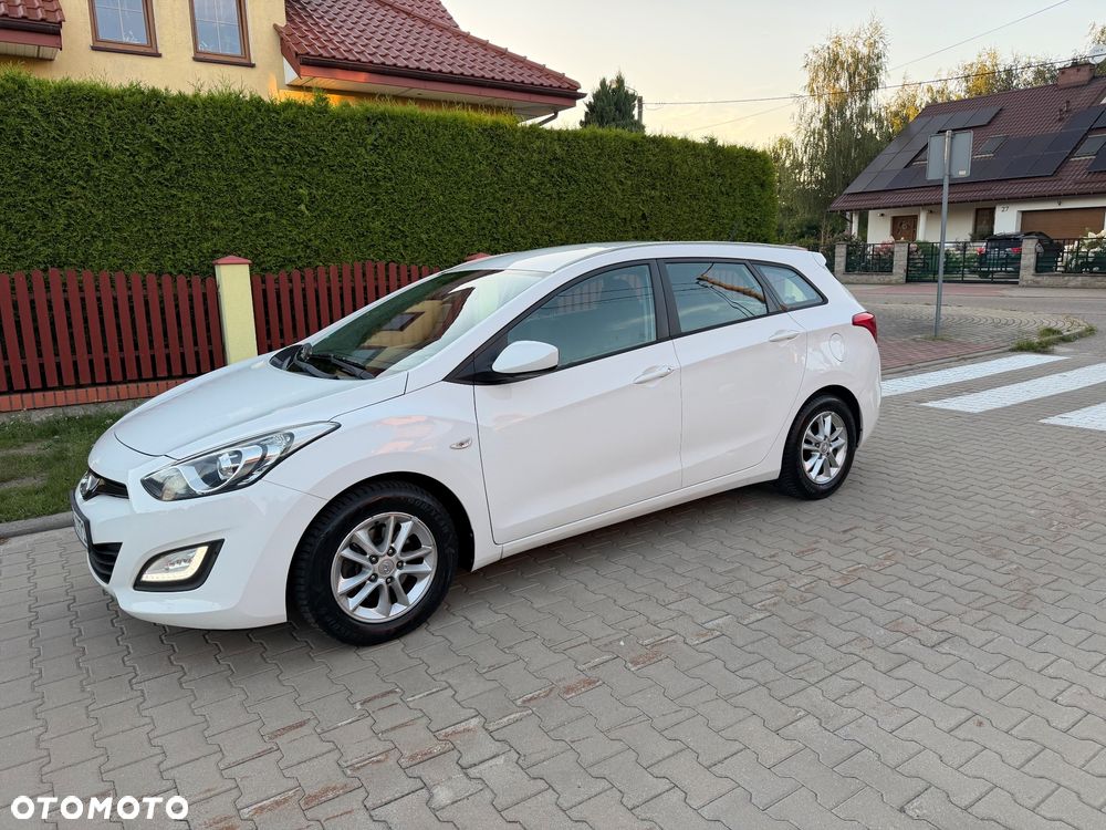 Hyundai i30 1.6 Comfort World Cup - 10