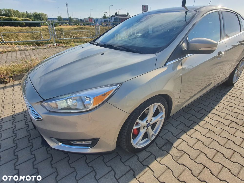 Ford Focus - 1