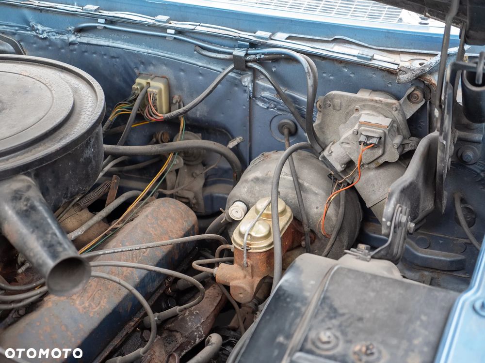 Cadillac Deville - 28