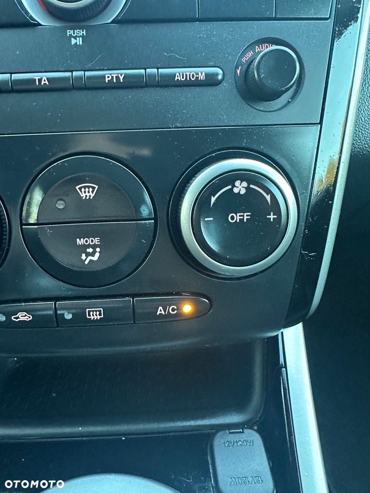 Mazda CX-7 2.2 CD Exclusive + - 20