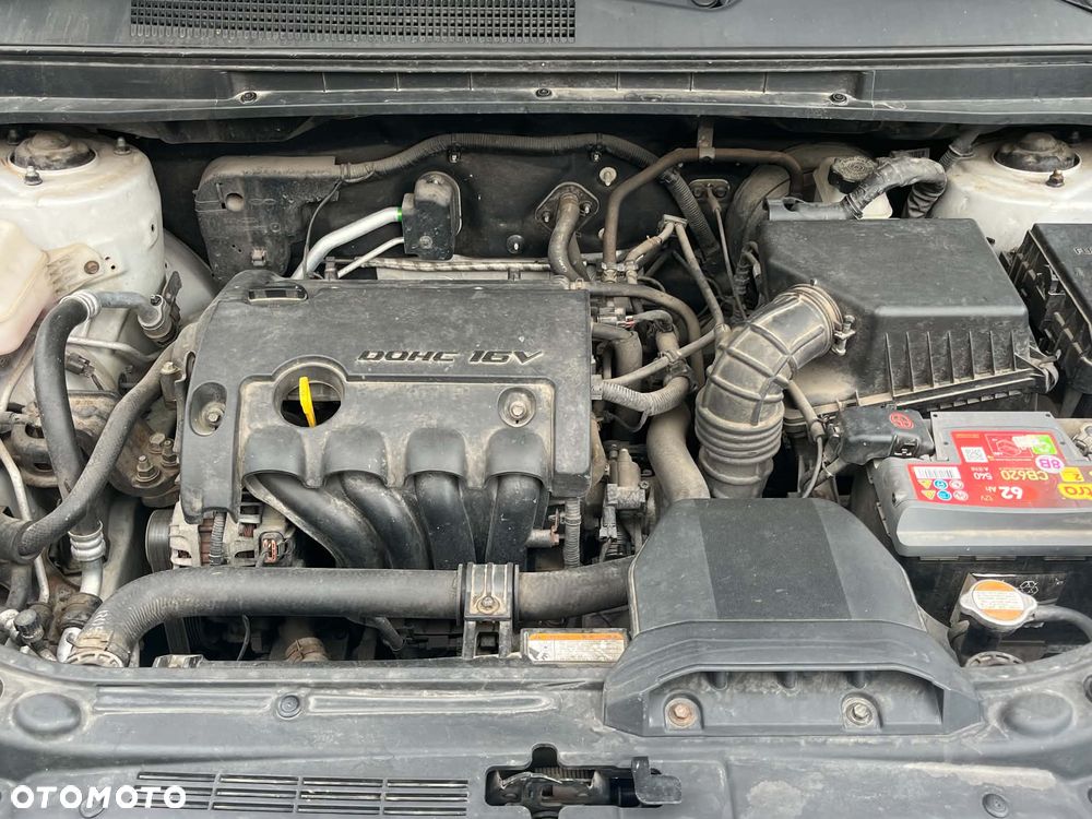 Kia Carens 1.6 Tour - 6
