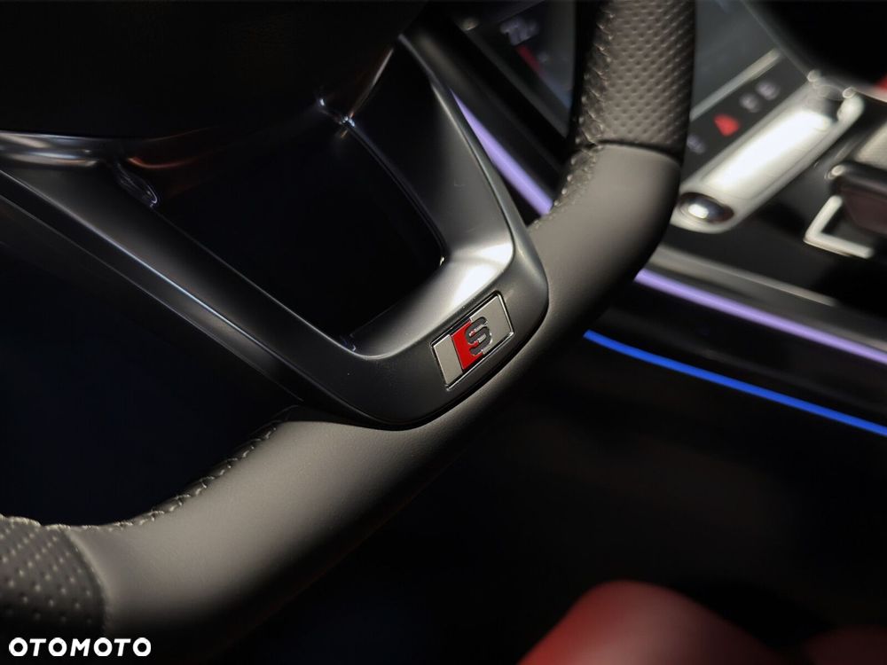 Audi SQ8 - 28