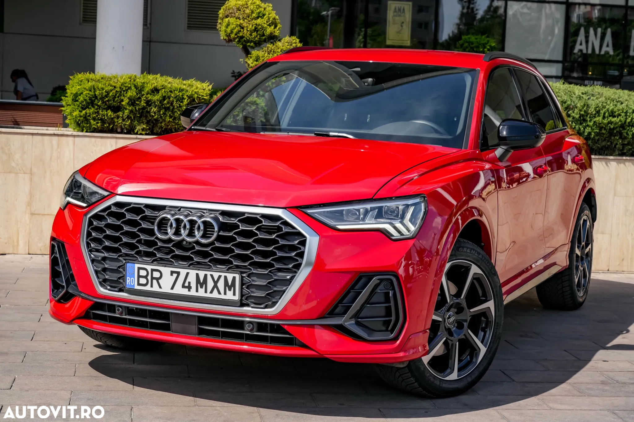 Audi Q3 Sportback 2.0 40 TFSI quattro S tronic S Line - 3