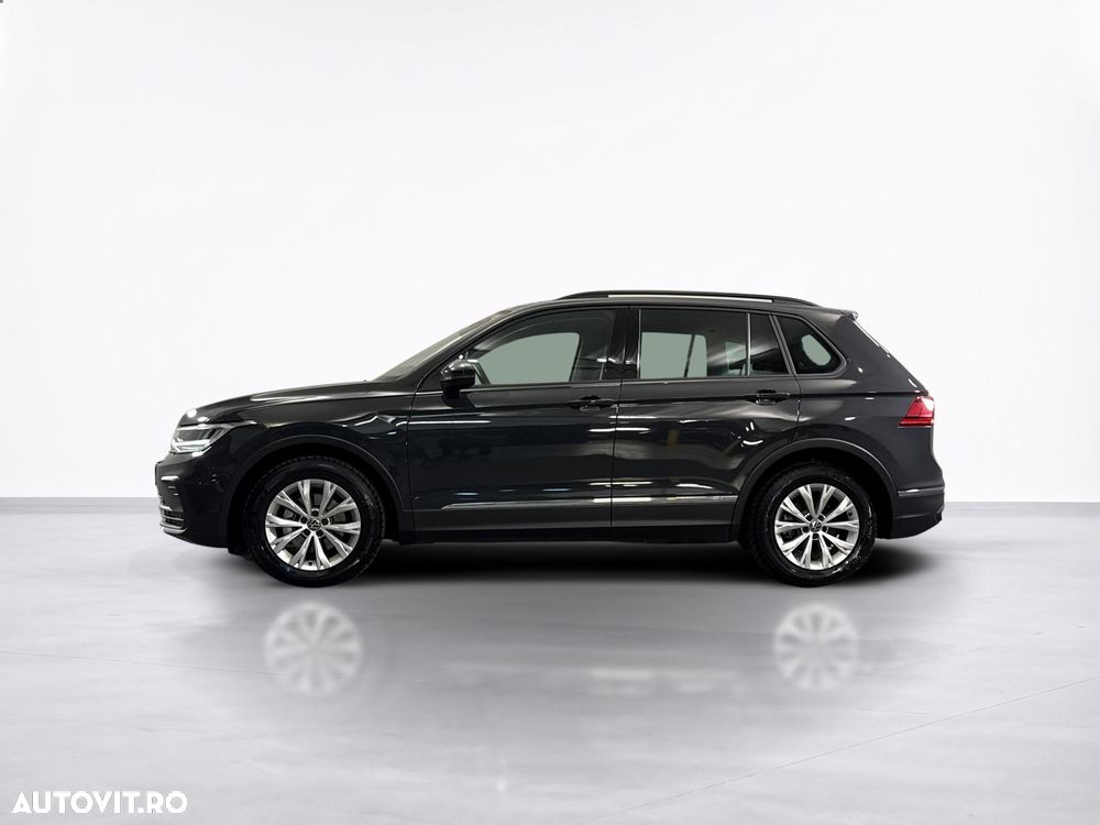 Volkswagen Tiguan - 3