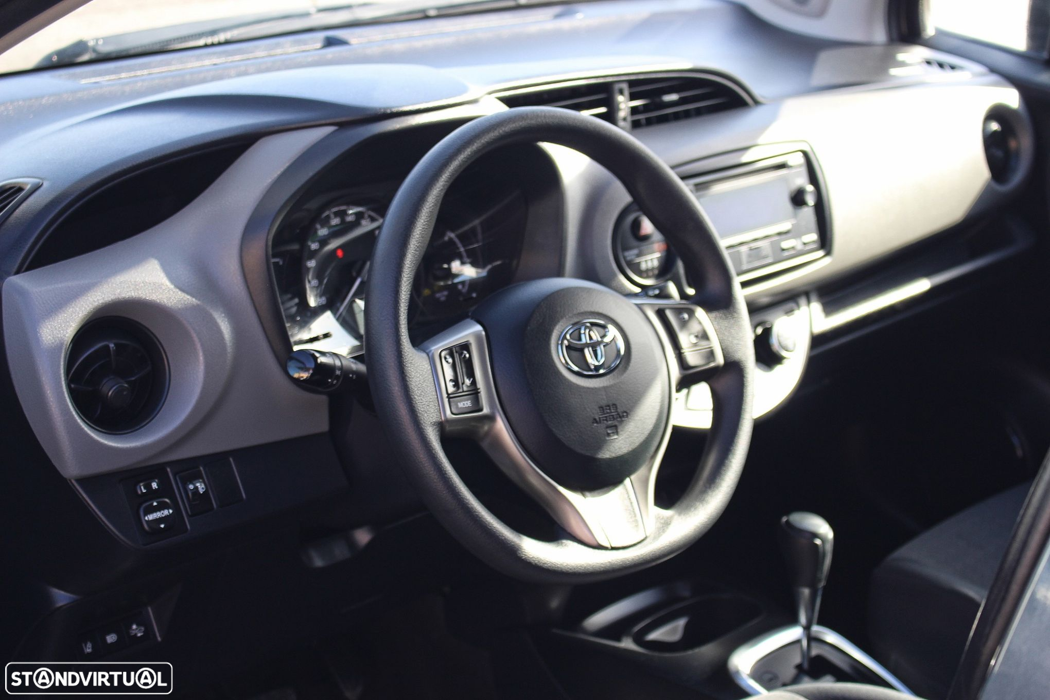 Toyota Yaris 1.5 HSD Active - 20