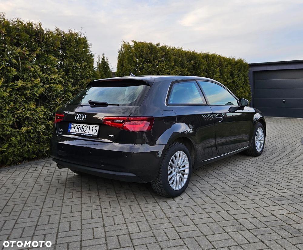 Audi A3 3-drzwiowe 1.6 TDI Attraction - 14