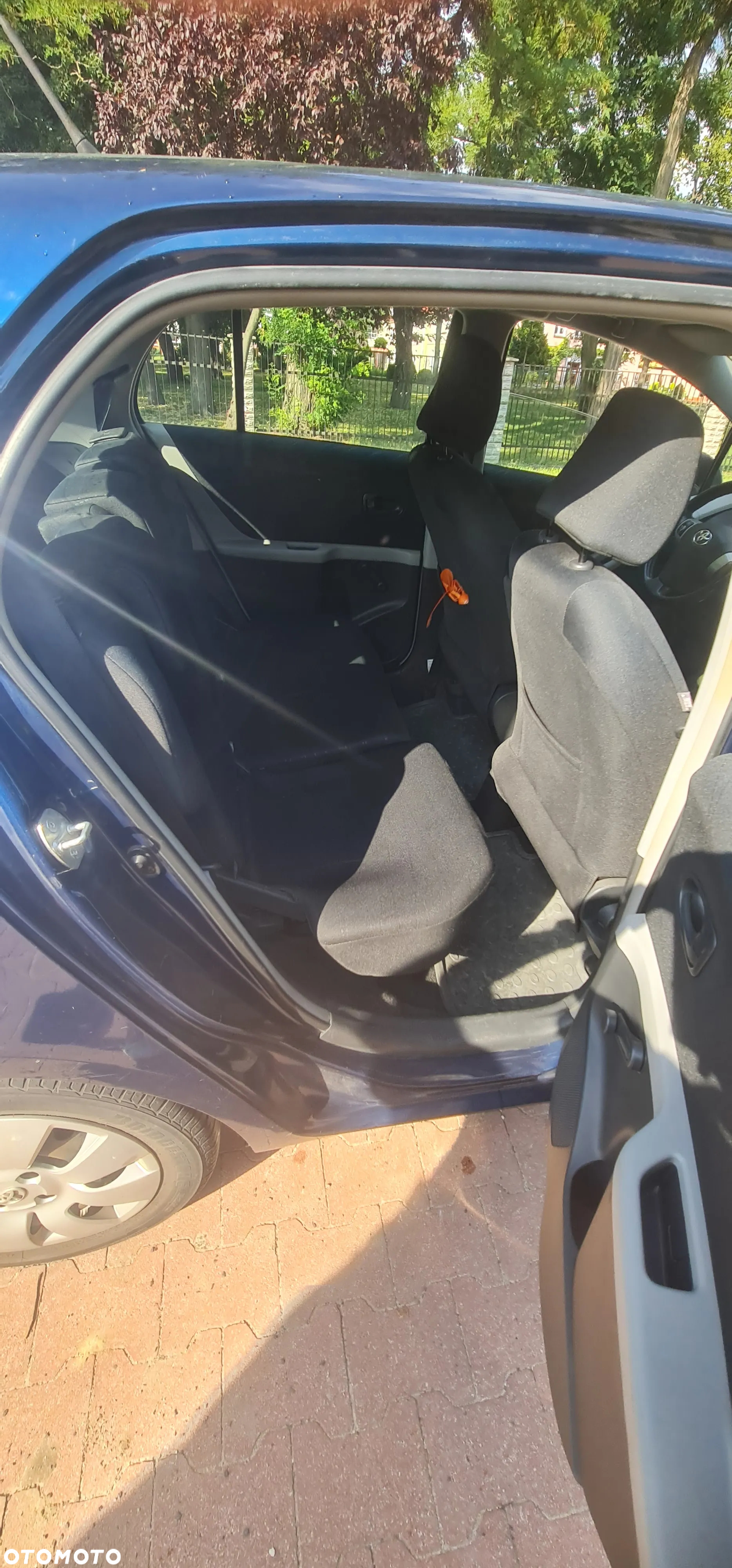 Toyota Yaris 1.3 - 4